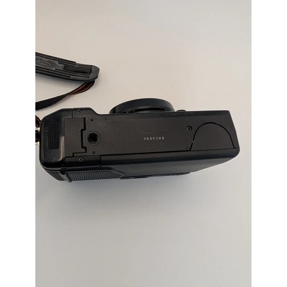 Canon Sure Shot 35mm Film Camera 38mm f2.8 AF Point and Shoot with Case Black